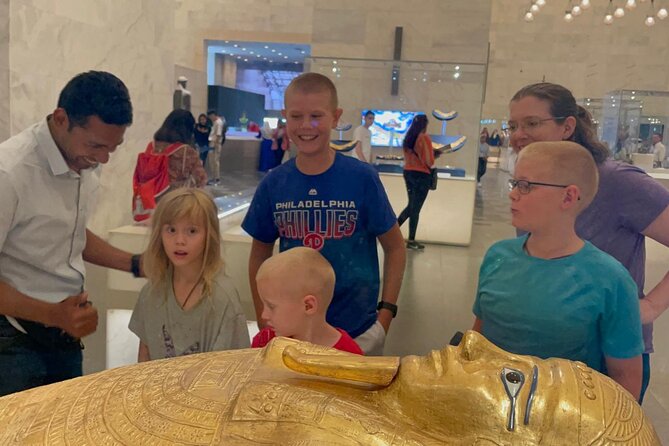 Guided tour to the Grand Egyptian Museum Giza Pyramids with Lunch - Lunch with koshary or shawarma