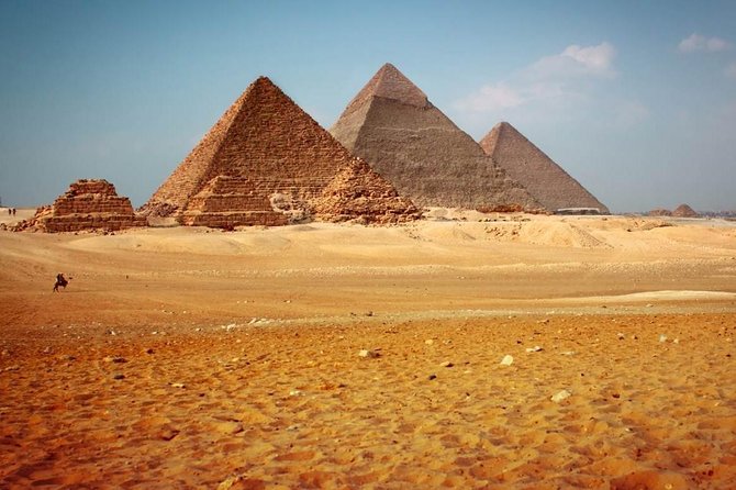 Guided trip to Giza pyramids Sphinx with lunch - Khafre’s pyramid, the Valley Temple, and the Sphinx connection