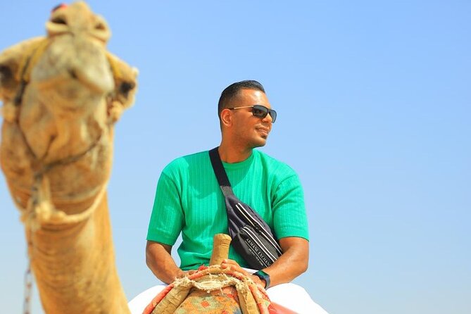 Half day at the pyramids and the Sphinx - Lunch at a VIP restaurant