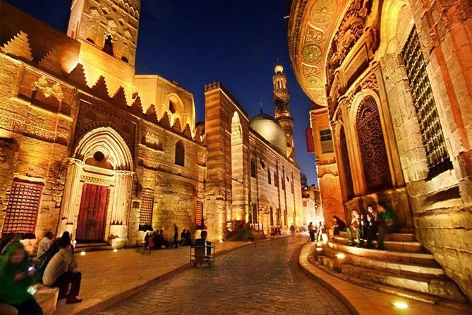 Half Day Tour: El Moez Street, Al Azhar Park and Khan EL Khalili Bazaar - Al Azhar Park and the best pause of the day
