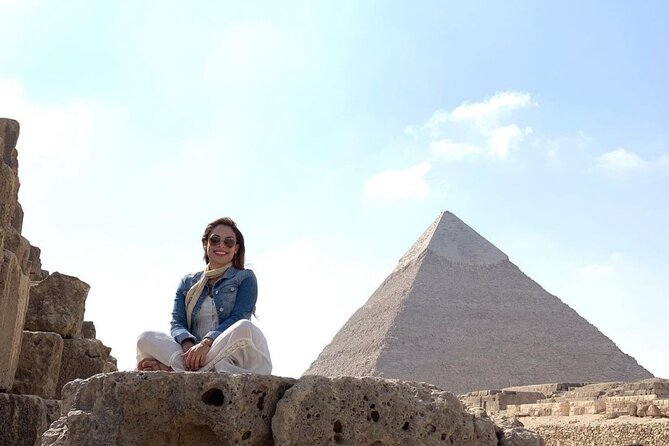 Half Day Tour to Giza pyramids, sphinx Lunch and camel ridding - Koshary at a local Egyptian restaurant
