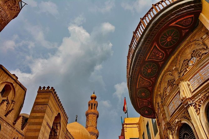Half Day Tour to Khan Elkhalili & Islamic Cairo - What the private vehicle adds