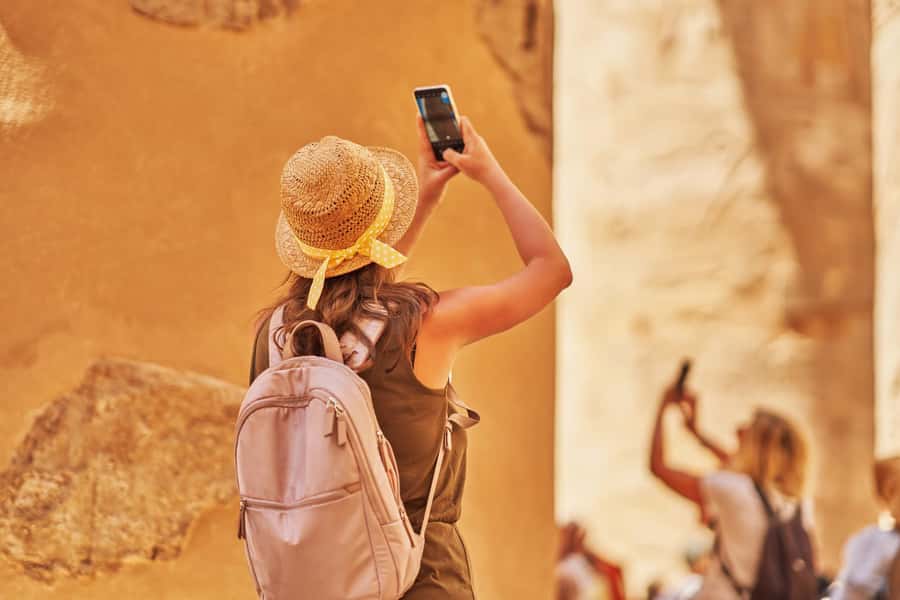 Hurghada: 2-Day Luxor Highlights & Hot Air Balloon & Hotel - A hotel night with some uncertainty