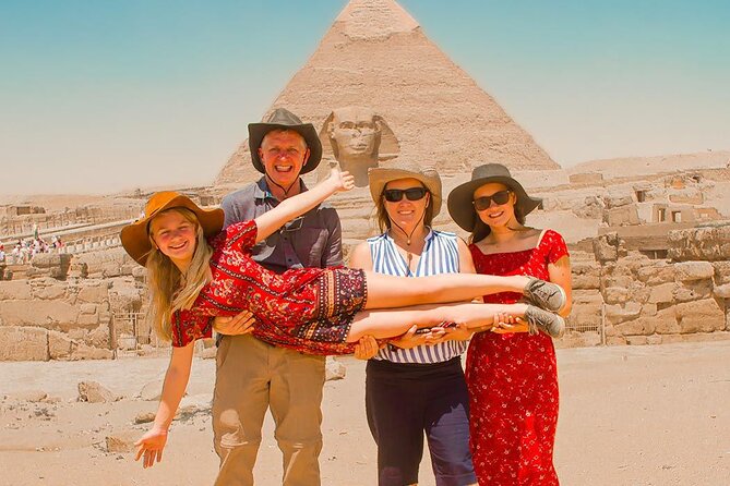 Hurghada: Cairo and Giza Highlights by mini Van with BBQ Lunch - Meeting the Sphinx and Valley Temple