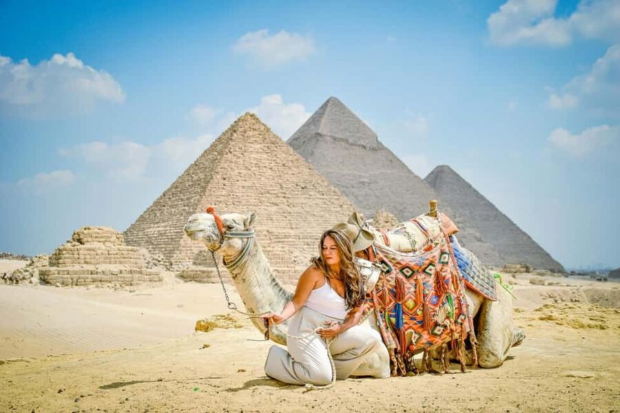 Hurghada: Cairo Pyramids, Sphinx & Egyptian Museum Day Trip - Key points before you book