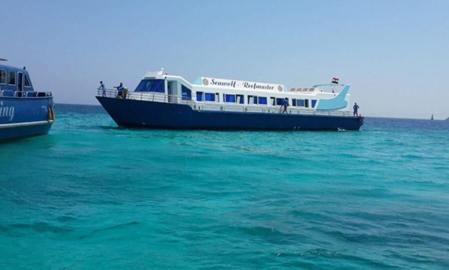 Hurghada: Empire Submarine Boat Trip with Snorkel and Drinks - Who Will Get the Most From This Trip
