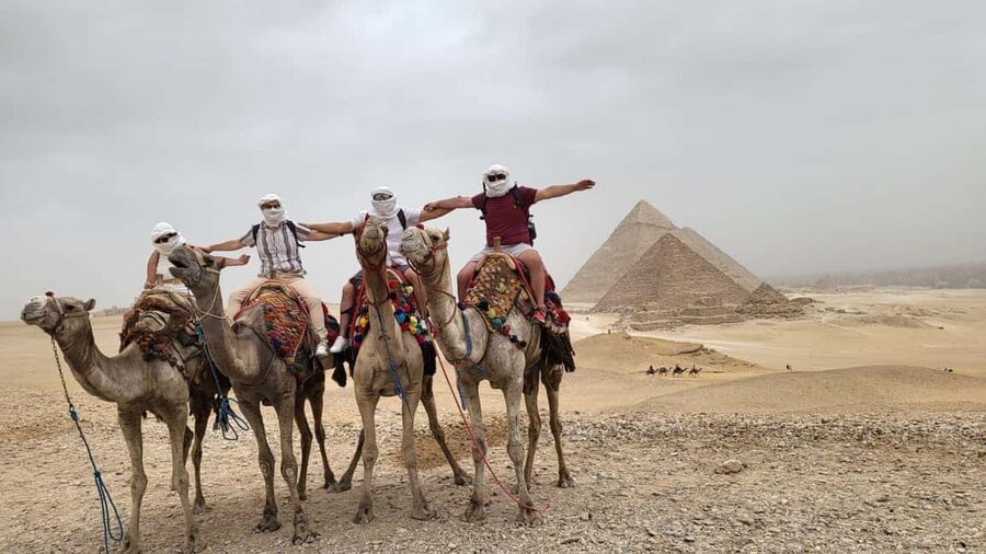 Hurghada: Full-Day Trip to Cairo by Plane - How to handle the heat and the long return