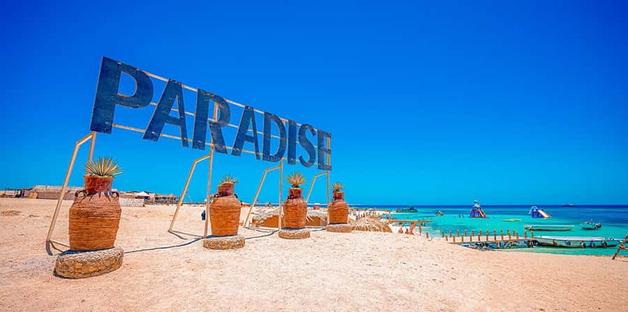 Hurghada: Giftun Islands with Snorkeling & Semi-Submarine - Pickup from Hurghada and the nearby resorts