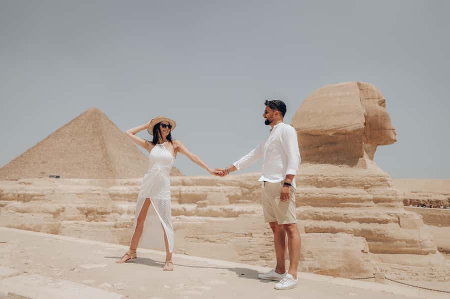 Hurghada: Grand Egyptian Museum, Pyramids & Sphinx Day Tour - The Sphinx and Valley Temple