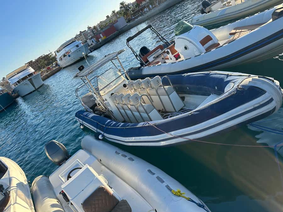 Hurghada: High-Speed Sea Taxi Tour to Orange Bay or Magawish - Food, shade, and water activities