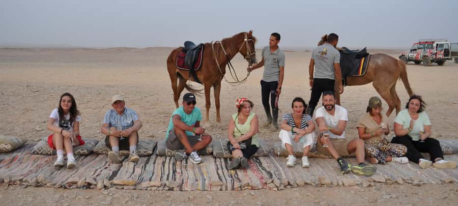 Hurghada: Horse Ride, BBQ Dinner, and Stargazing - From your Hurghada hotel to the desert oasis