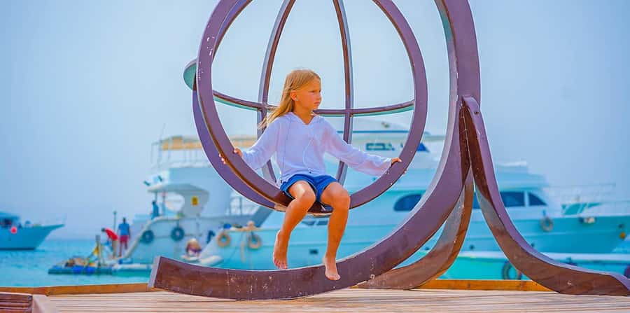 Hurghada: Hula Hula Island Boat Trip with Snorkeling & Lunch - Who gets the best value from this trip