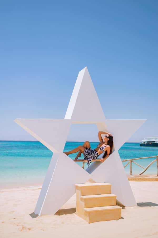 Hurghada: Hula Hula Speedboat w/ Optional Snorkeling & Lunch - Who should book this Hula Hula trip?