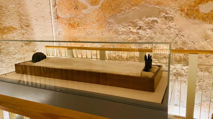 Hurghada: Luxor Tour with Valley of Kings, Karnak & Tut Tomb - Key points to know before you book