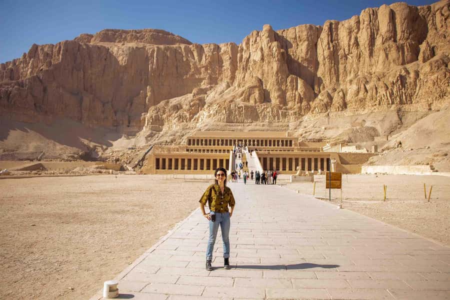 Hurghada: Luxor Tour with Valley of Kings, Karnak & Tut Tomb - The Valley of the Kings and its painted tombs