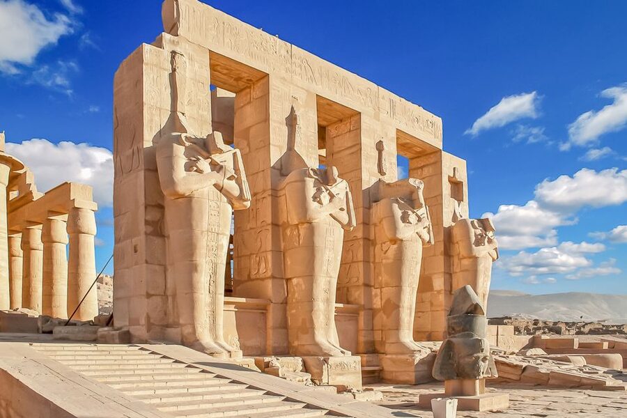 Hurghada: Luxor Valley of the Kings & Tutankhamun Tomb Trip - The Valley of the Kings and the tombs underground