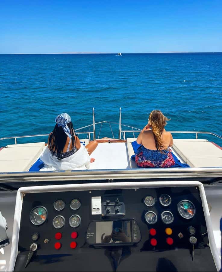 Hurghada: Luxury Yacht Trip with Personal Crew and Chef - Two or three snorkeling stops with patient guides