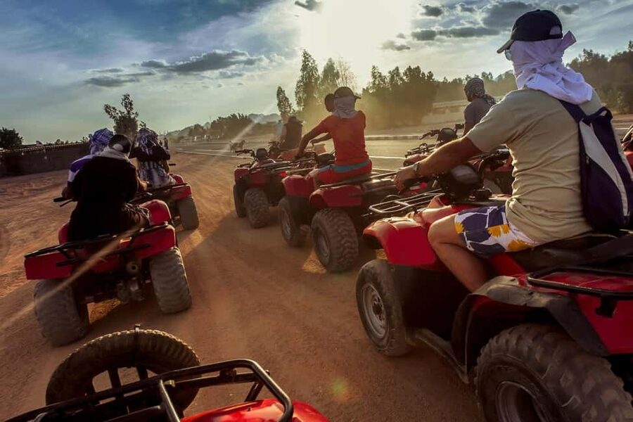 Hurghada: Mega Jeep safari, ATV & Bedouin vibe, and Dinner - Dinner and the evening show