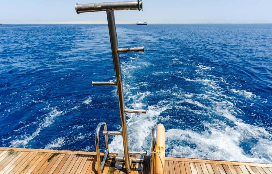 Hurghada: Orange Bay Day Trip with Water Sports and Lunch - Hotel pickup and the trip to the marina