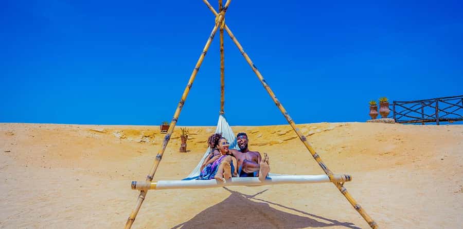 Hurghada: Paradise Speedboat w/ Optional Snorkeling & Lunch - Shared or private transfer?