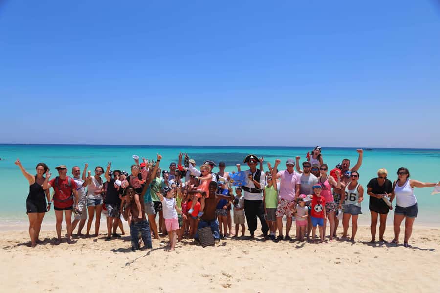 Hurghada: Pirates Sailing Boat to Orange Bay with Transfers - What the pirate theme delivers