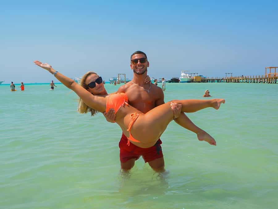 Hurghada: Premium Orange Island Cruise with Lunch & Transfer - What to pack and what to expect