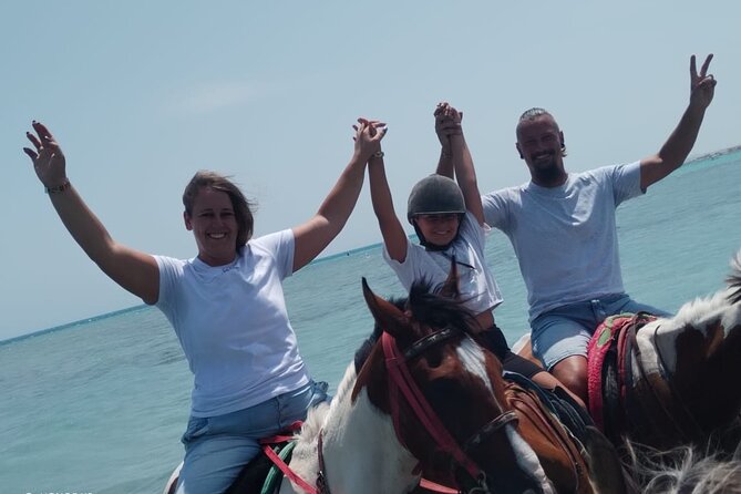 Hurghada: Red Sea & Desert Horse Riding Tour with Swimming - What the $20 experience really gives you