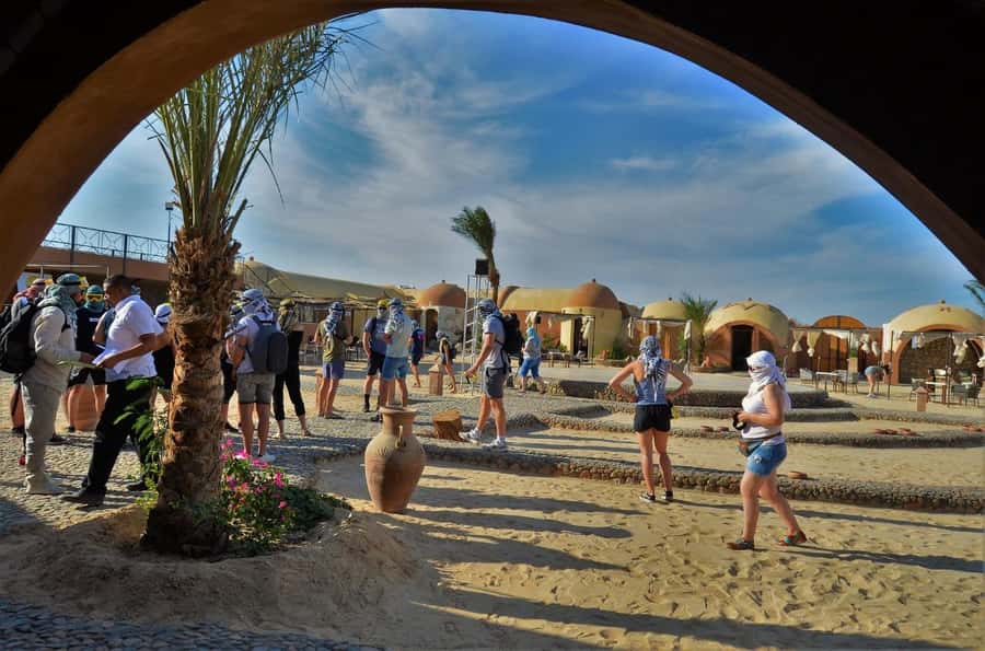 Hurghada: Red Sea Desert Quad Biking Tour & Sand Mountain - Twenty-five kilometers through Red Sea Desert valleys