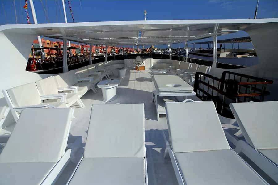 Hurghada: Royal Orange Bay with Massage, Snorkeling & Lunch - From hotel pickup to the marina