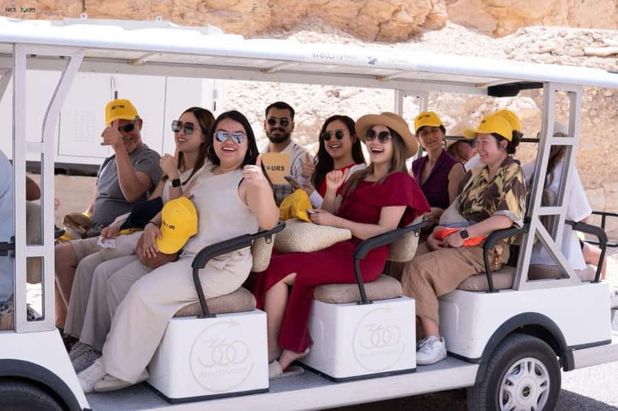 Hurghada: Small-Group Luxor Highlights & Tut Tomb Day Tour - A Nile pause and the optional felucca ride