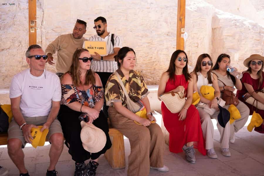Hurghada: Small-Group Luxor Highlights & Tut Tomb Day Tour - The Valley of the Kings and the tomb choices