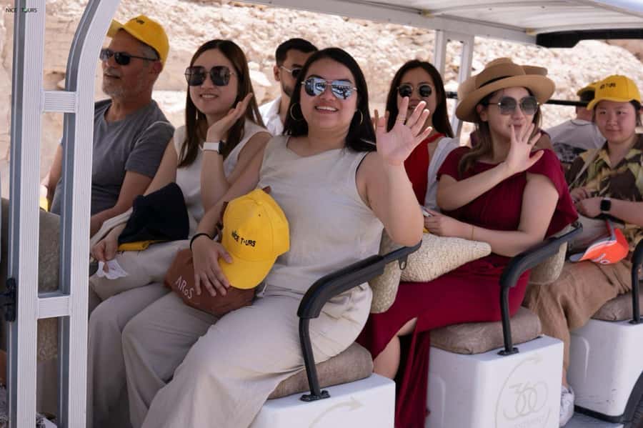 Hurghada: Small-Group Luxor Highlights & Tut Tomb Day Tour - Karnak Temple and its forest of columns