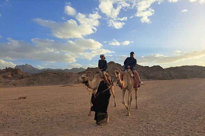 Hurghada SPACE OBSERVERS(Desert Stargazing) - Sunset over Hurghada’s desert hills