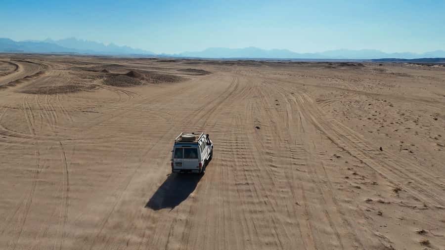 Hurghada: Star Stargazing Desert Adventure by Jeep & Dinner - Five minutes on a camel, then a short horse ride