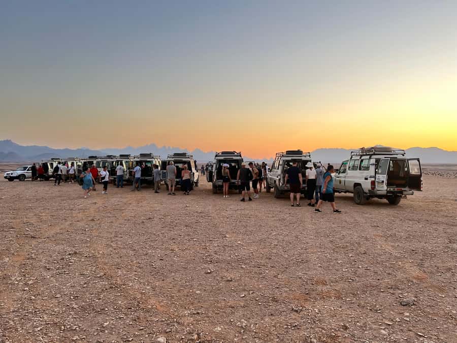 Hurghada: Sunset Camel Ride with Dinner - Dinner back at the desert oasis