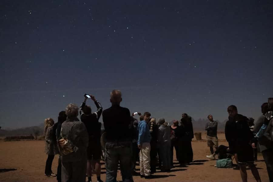 Hurghada: Sunset Camel Ride with Dinner - Star groups and telescope viewing