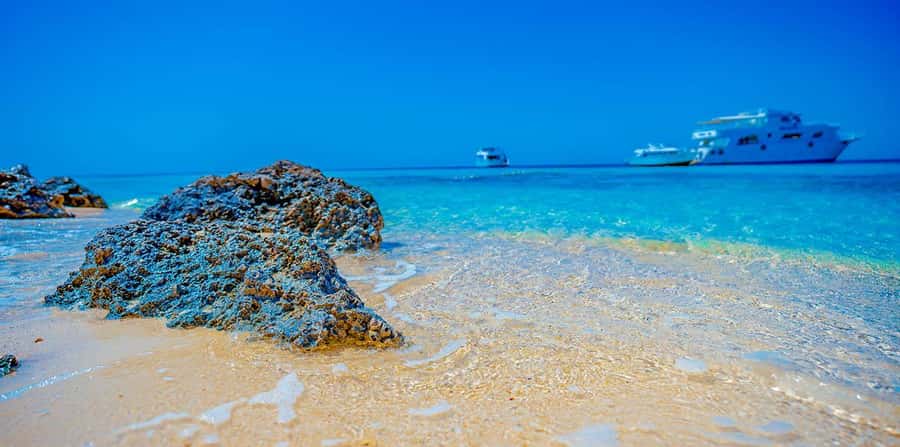 Hurghada: Sunset Hula Hula Island W/ Snorkeling & Lunch - How safe and well run is the day?