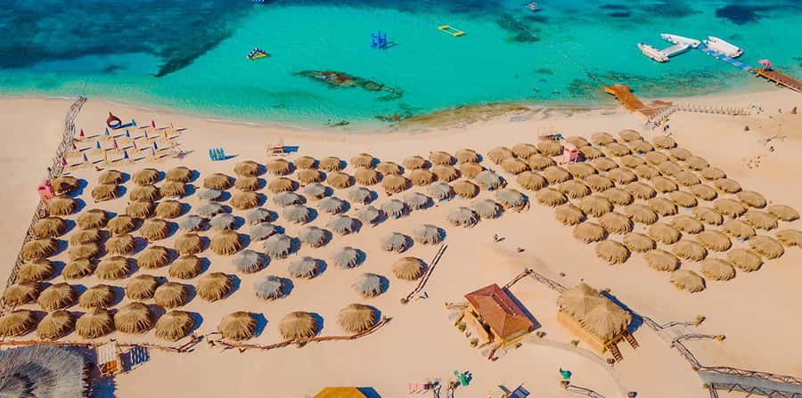 Hurghada Sunset Paradise Island Tour With Snorkeling & Lunch - Choosing between the 7-hour yacht and 3-hour speedboat