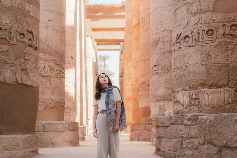 Hurghada: Valley of Kings Hatshepsut & Karnak Luxor Day Trip - Valley of the Kings: tombs, color, and a tight schedule