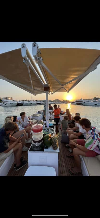 Lagoon trip El Gouna - Waterfront villas show a quieter side of El Gouna