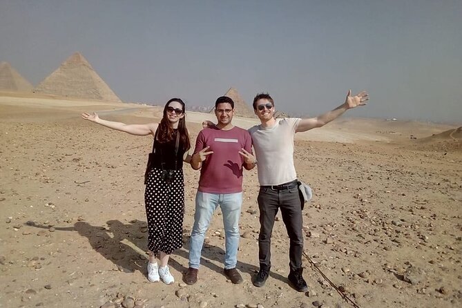 Layover tour to Giza Pyramids & Egyptian museum - Who should book this experience