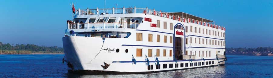 Luxor: 4 Days Nile Cruise with Guided Tours & Abu Simbel - Sunset at Kom Ombo and a night under way