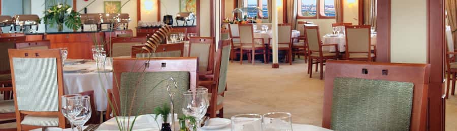 Luxor: 4 Days Nile Cruise with Guided Tours & Abu Simbel - Food, cabins, tipping, and daily comfort