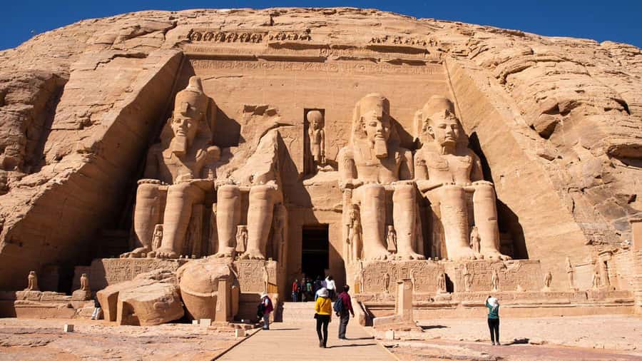 Luxor: Abu Simbel Temple Private Guided Day Trip with Lunch - Why Abu Simbel deserves a full day from Luxor