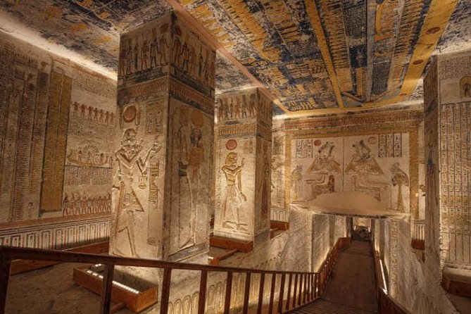 Luxor Day Tour from Hurghada - Karnak Temple, 90 minutes among giant columns