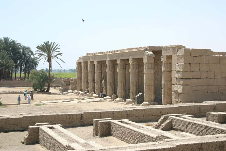 Luxor Day Tour Visit Dendara And Abydos Temples - Booking details worth knowing