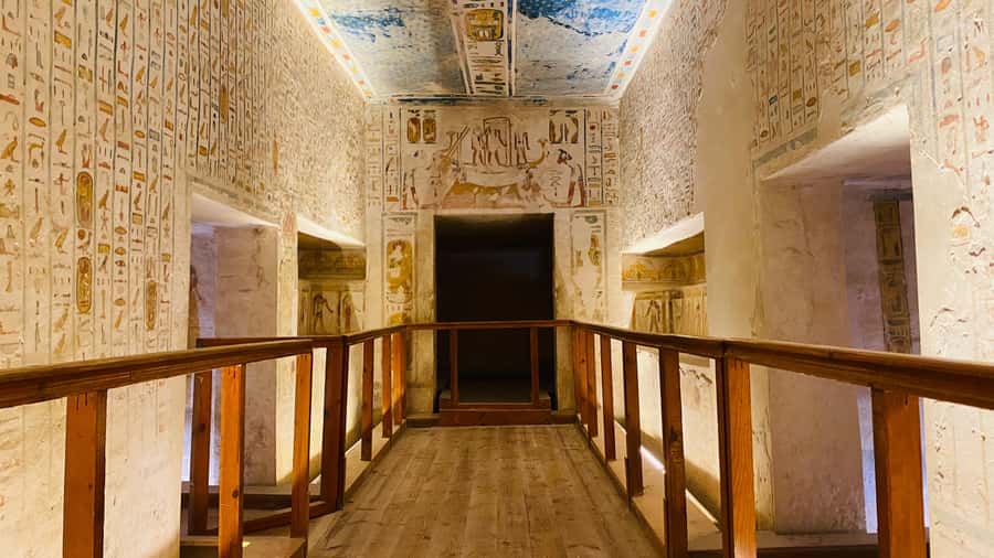 Luxor: East and/or West Banks Guided Tour with Lunch - Why this Luxor day works best as a carefully chosen route