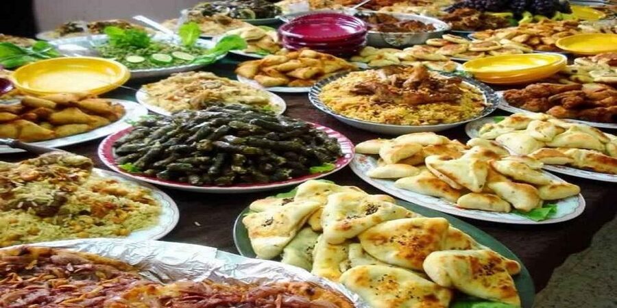 Luxor: Edfu and Kom Ombo Private All-Inclusive Guided Tour - Lunch in Luxor, with a serious timing warning