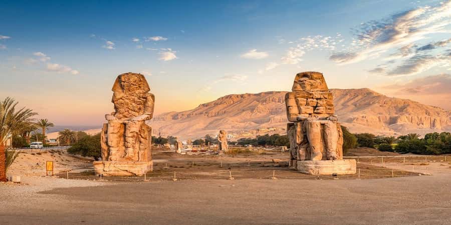 Luxor: Habu, Deir El Medina, Shared tour, Guide, and Lunch - What the five-hour shared tour feels like