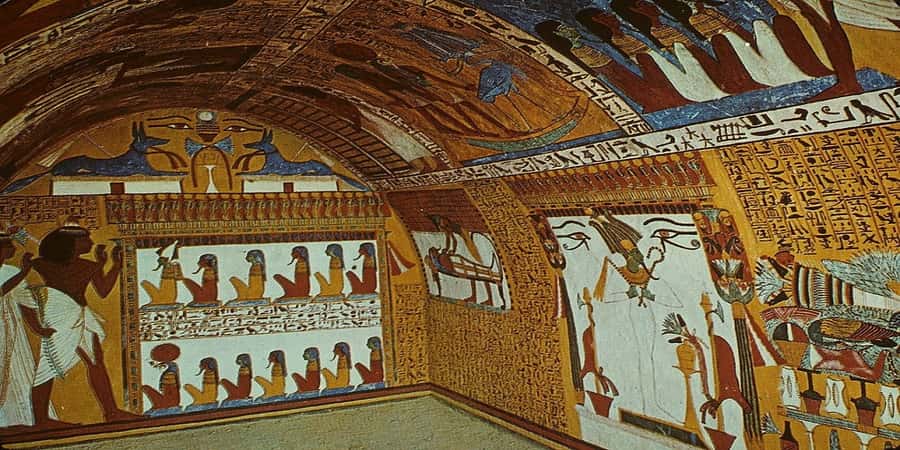 Luxor: Habu, Deir El Medina, Shared tour, Guide, and Lunch - Medinet Habu and its powerful painted walls